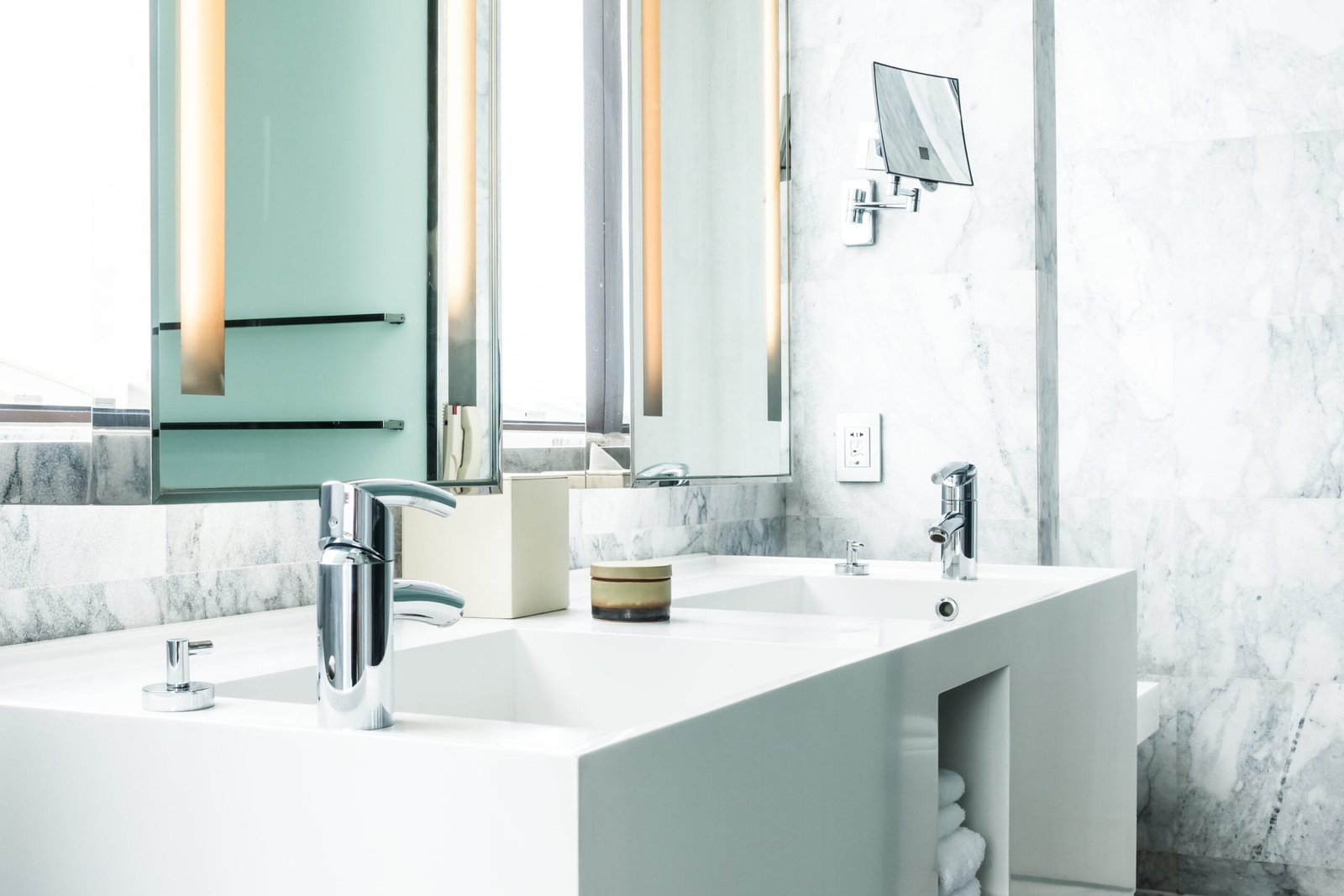 Double Sink Vanities: Ideal for Larger Bathrooms, Offering Dual Functionality
