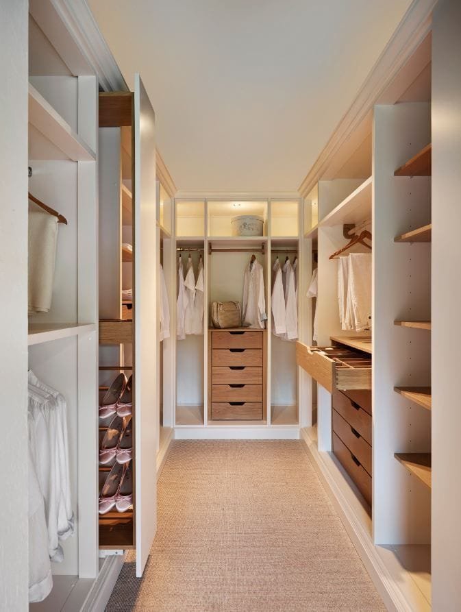 Sliding Wardrobes: The Perfect Space-Saving Solution
